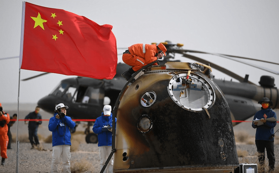 Chine: des astronautes établissent un record de séjour dans l'espace