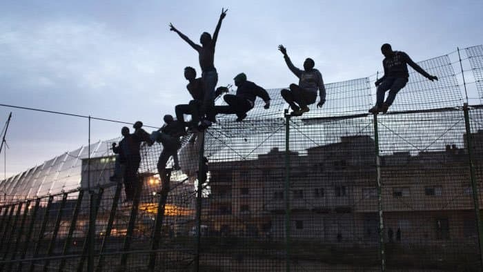 Assaut de Melillia : réseau de migration, humiliations en Algérie...des rescapés soudanais témoignent