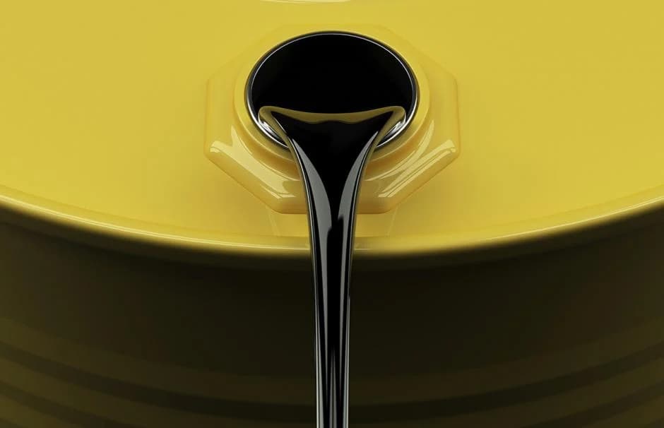Le pétrole grimpe, soutenu par la demande américaine