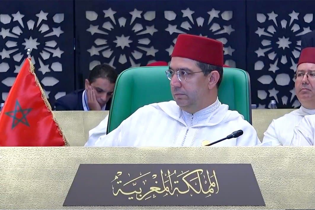 Sur Hautes Instructions royales, Nasser Bourita préside la délégation marocaine au Sommet arabe à Alger