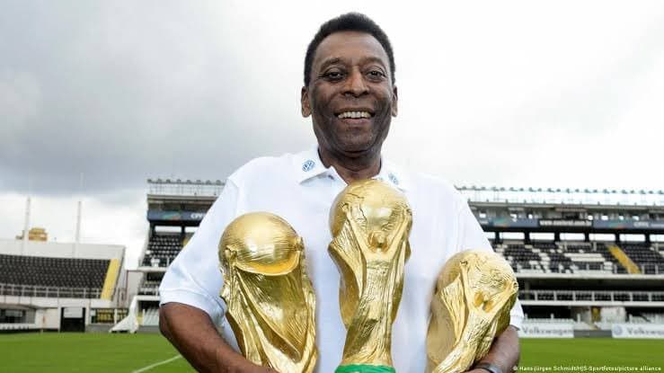 Pelé est mort: La planète foot pleure son Roi