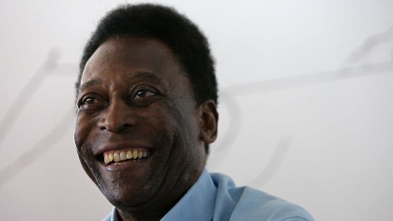Cérémonie d'adieux au légendaire Pelé - Vidéo