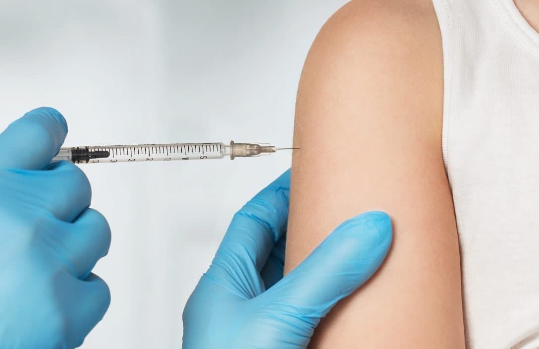 Les Etats-Unis approuvent pour la première fois un vaccin contre la bronchiolite chez l'adulte