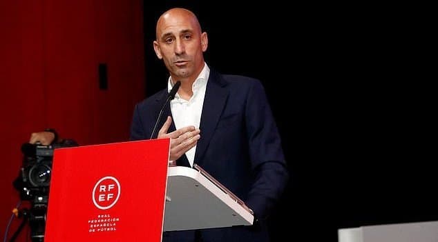 Luis Rubiales fait l'objet d'une enquête de la Fédération espagnole de football