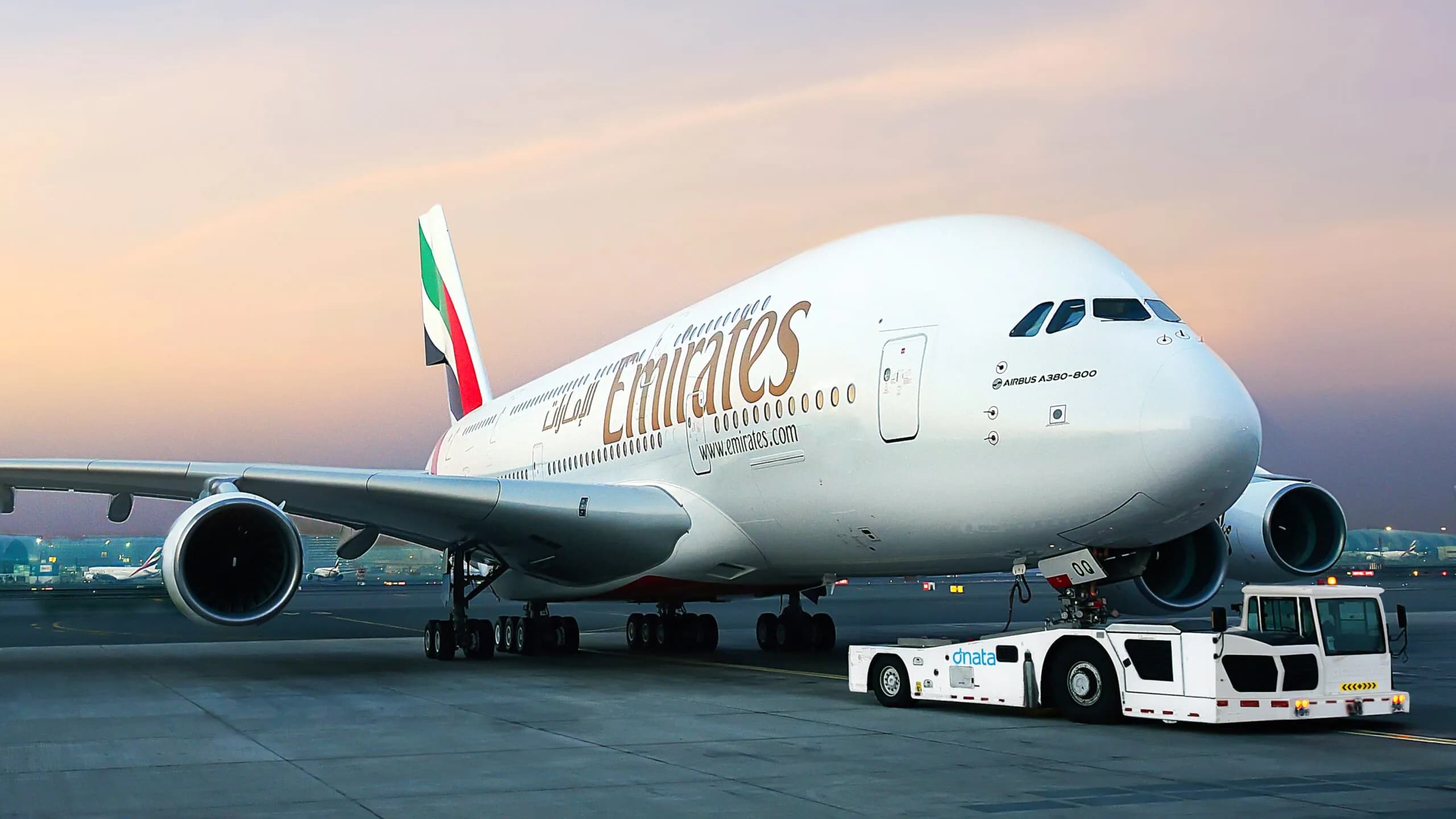 Emirates Airline: Tarifs spéciaux et avantages pour les étudiants marocains