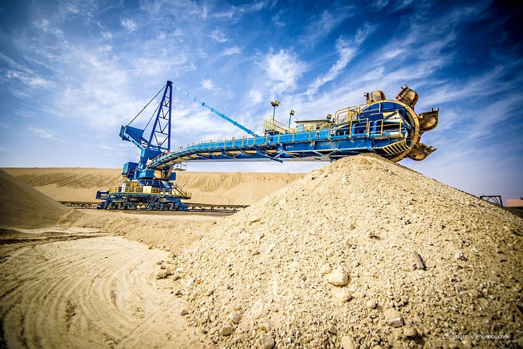 les phosphates et dérivés, premier secteur exportateur du Maroc en 2022