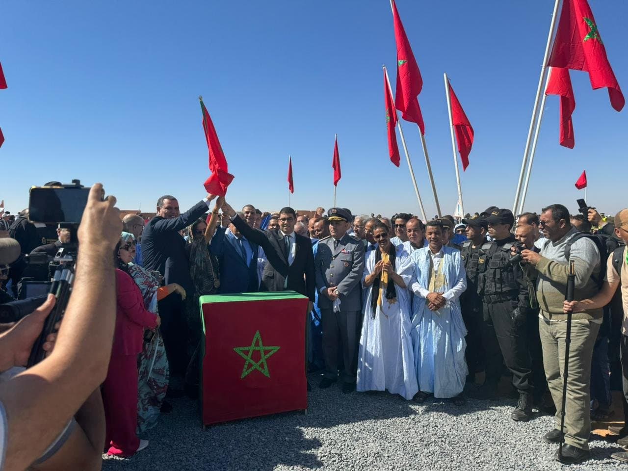 Le Ministre de la Jeunesse et de la Culture signe un Accord de Développement Culturel à l'occasion de la Marche Verte.