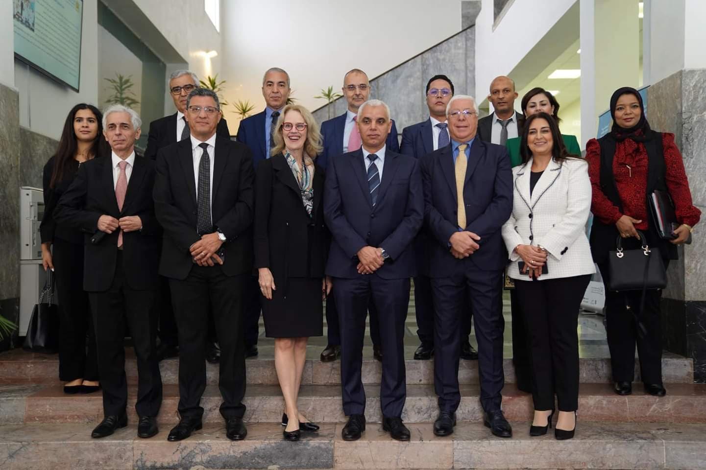 Signature d'un partenariat santé Maroc-Canada pour améliorer la qualité des services médicaux au Maroc.