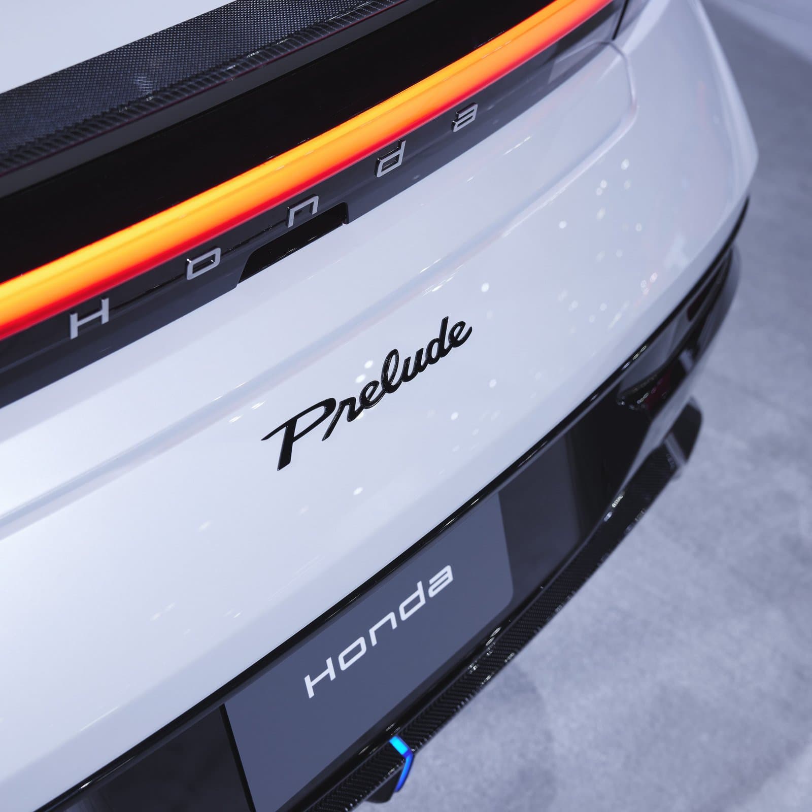 CES 2024: HONDA DÉVOILE DEUX CONCEPTS ÉLECTRIQUES TRÈS FUTURISTES .. VIDEO