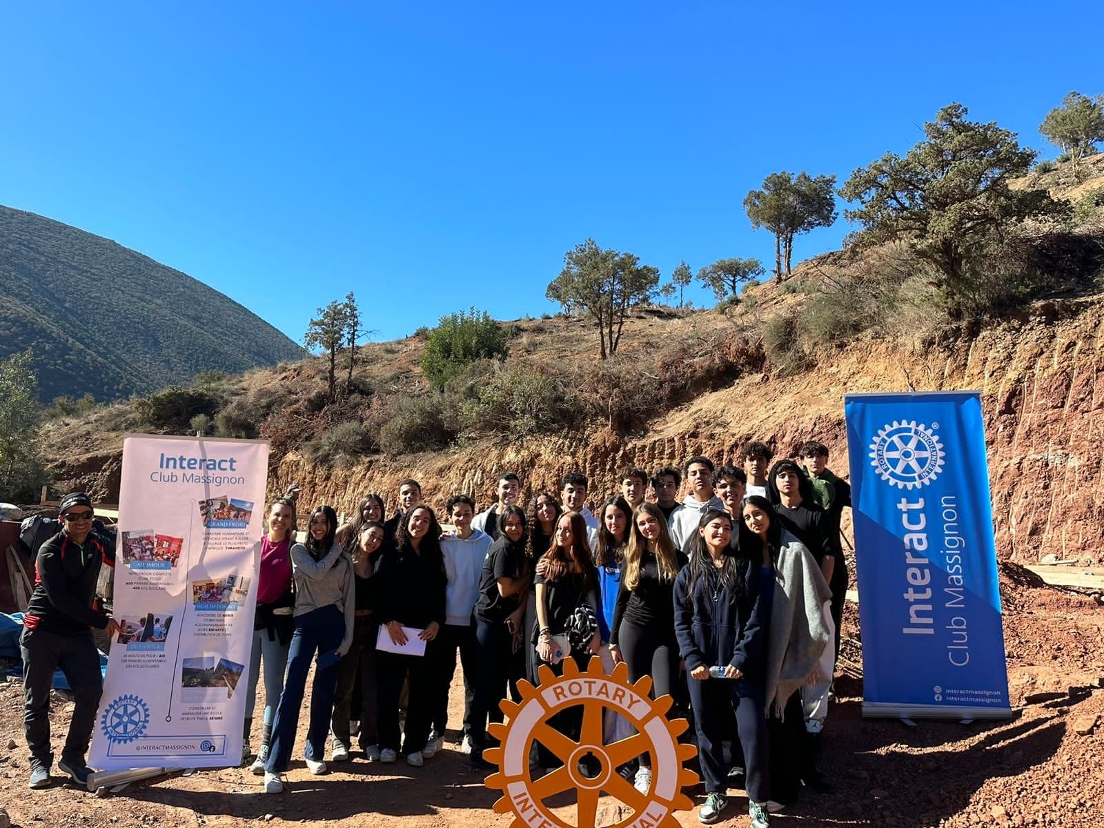 Séisme Al Haouz - Ouirgane: Reconstruction d’une école par les jeunes d'Interact Club Massignon