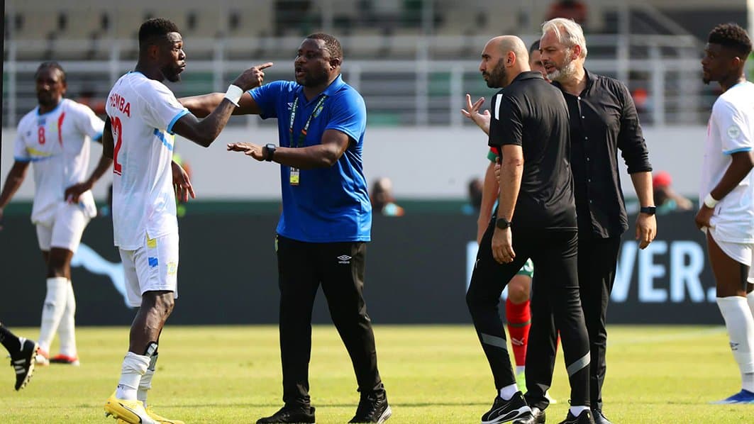 Polémique Regragui-Mbemba: La fédération congolaise envoie une lettre à la FRMF