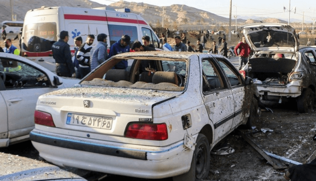 Iran : une double explosion fait au moins 103 morts.