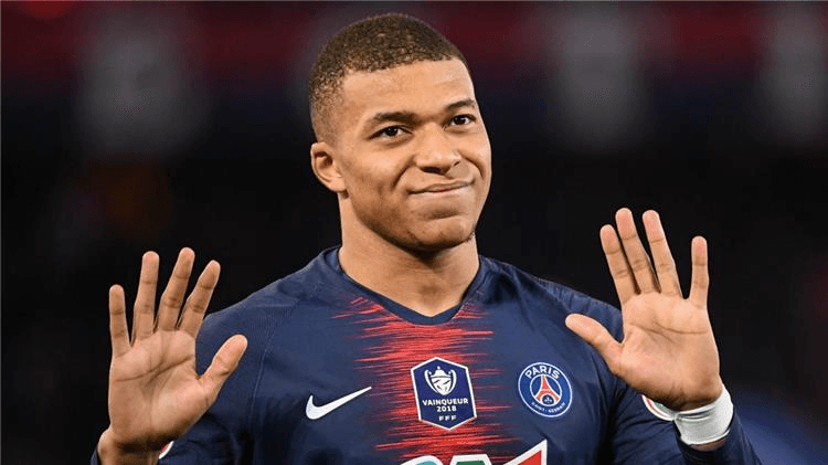 Mbappé annonce sa décision sur son avenir d'ici deux semaines : Paris Saint-Germain ou Real Madrid ?