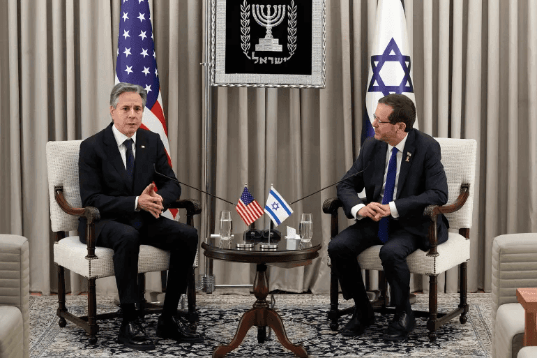 Blinken en Israël pour discuter d'une trêve à Gaza.