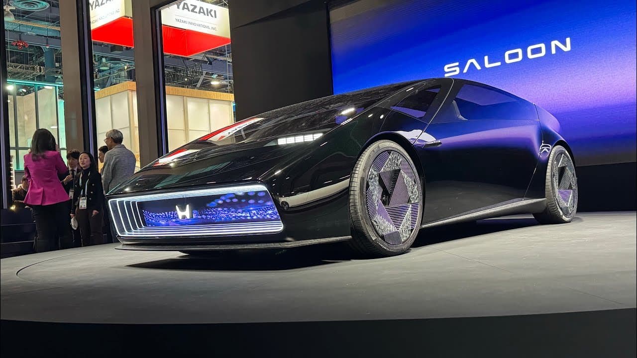 Honda dévoile deux concept-cars électriques.