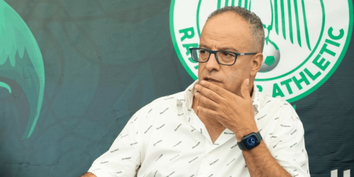  Arrestation de Aziz El Badraoui, ancien président de l'équipe du Raja.