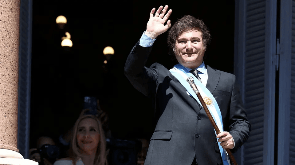 Le président argentin annonce le déménagement de l'ambassade de son pays à Al Qods. 