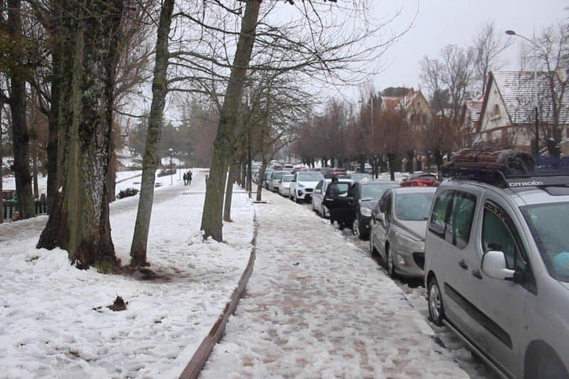 Le trafic reprend à Ifrane après la chute de neige