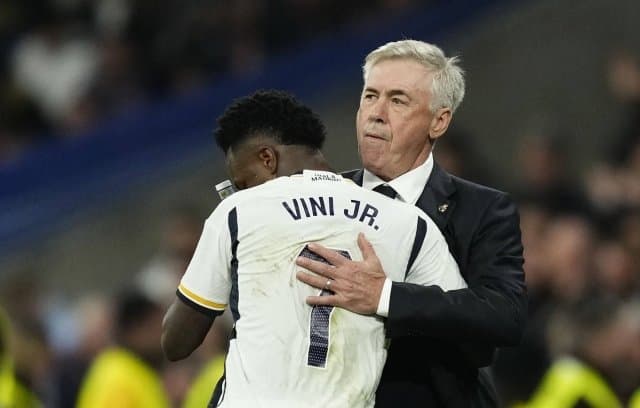 Ancelotti dénonce le racisme dans la ligue espagnole de football : Soutien à Vinicius Junior