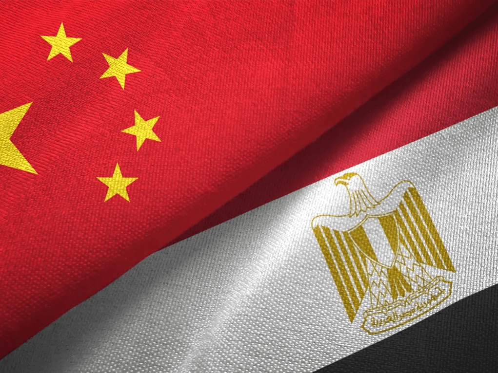 La Chine vise une croissance économique de 5 % en 2024, renforçant les liens avec l'Égypte par d'importants investissements industriels