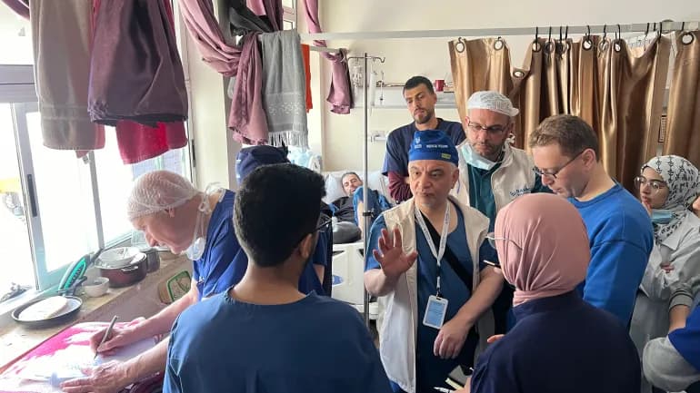 La visite des médecins palestiniens en Europe révèle la tragédie médicale à Gaza