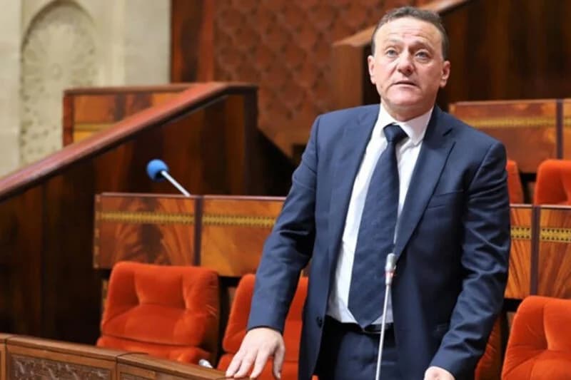 52 Compagnies Aériennes Autorisées à Assurer 2060 Vols Hebdomadaires Réguliers