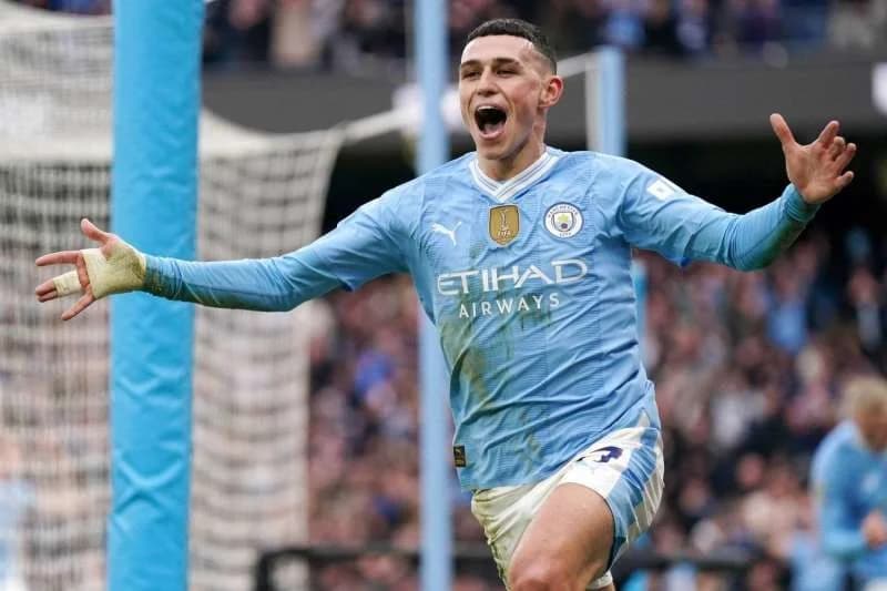 Foden élu Meilleur Joueur de l'Année par la Football Writers Association en Angleterre