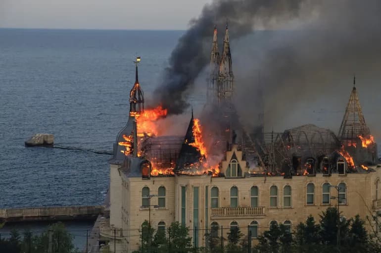 3 morts dans une frappe de missile russe sur Odessa, en Ukraine
