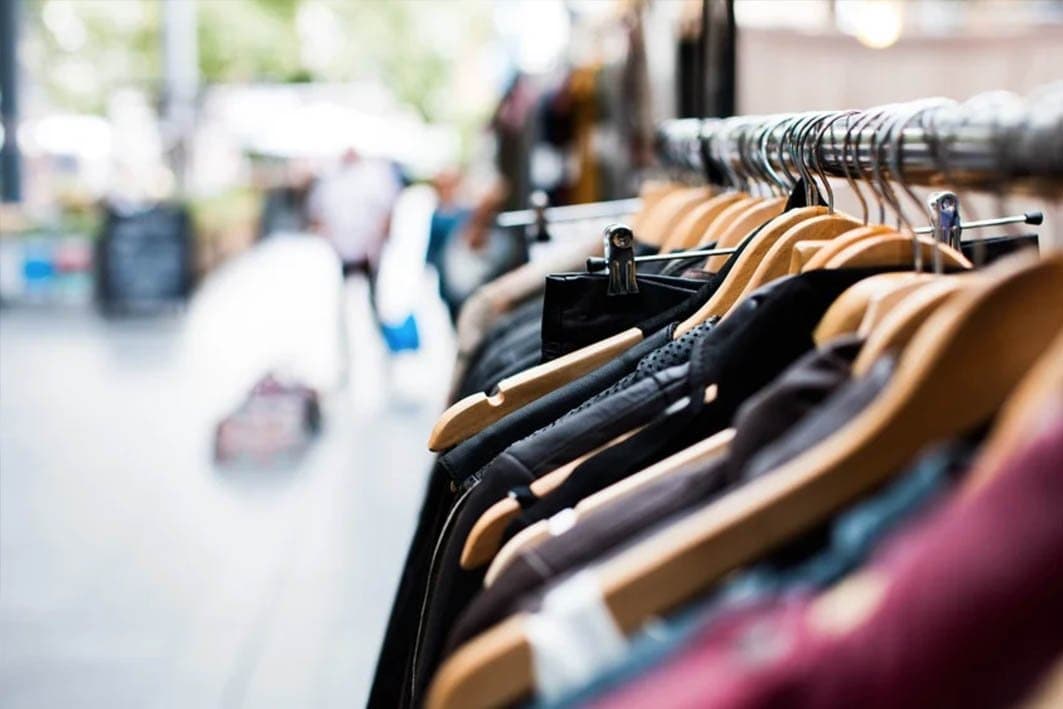 1130 faillites en 2023: La crise profonde du commerce de détail de l'habillement en France