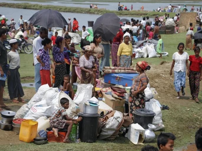 Des milliers de Rohingyas sont à nouveau déplacés en raison des affrontements dans l'ouest du Myanmar