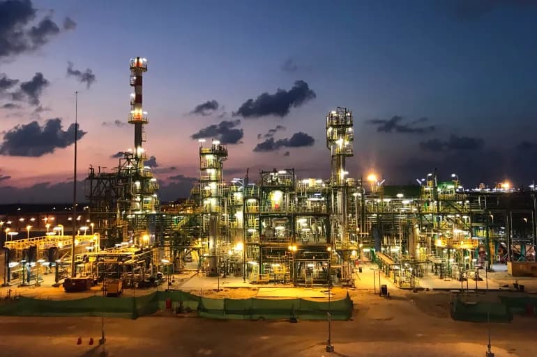 La société italienne Eni arrête ses projets de développement du champ gazier égyptien de Zohr