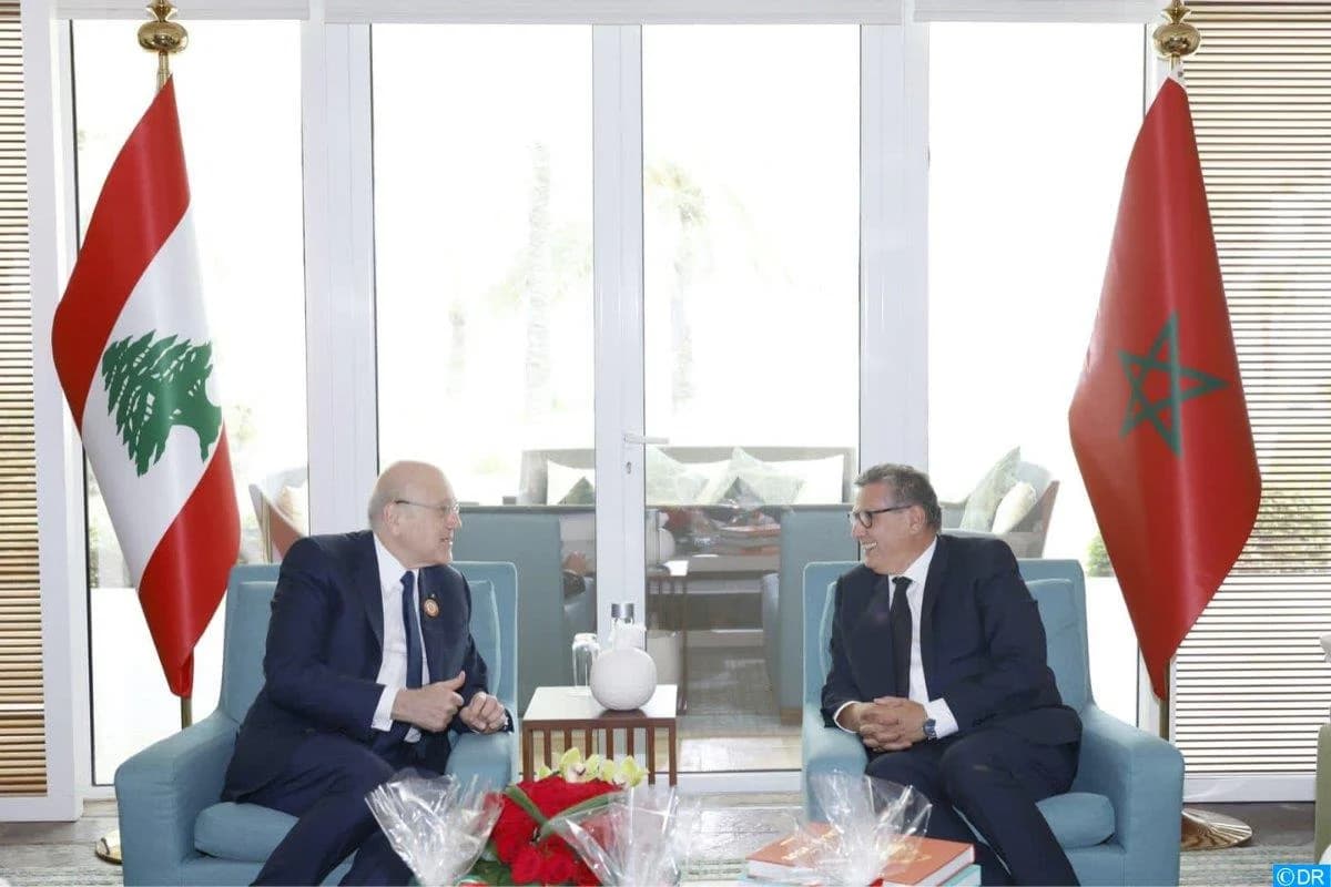 Aziz Akhannouch s'entretient avec le Premier ministre libanais à Manama