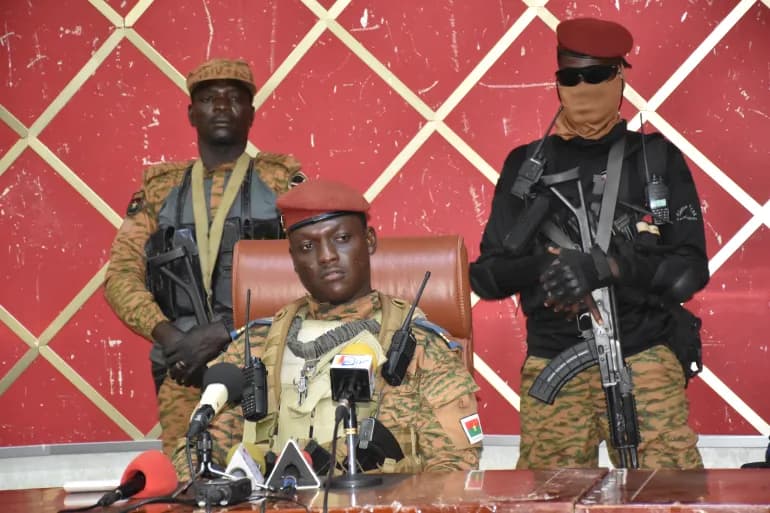 Palais après casernes. Les putschistes de la côte africaine peuvent-ils conserver le pouvoir ?