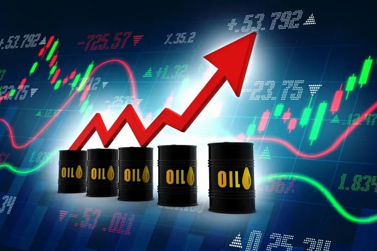 Les espoirs d’une demande accrue de carburant font monter les prix du pétrole