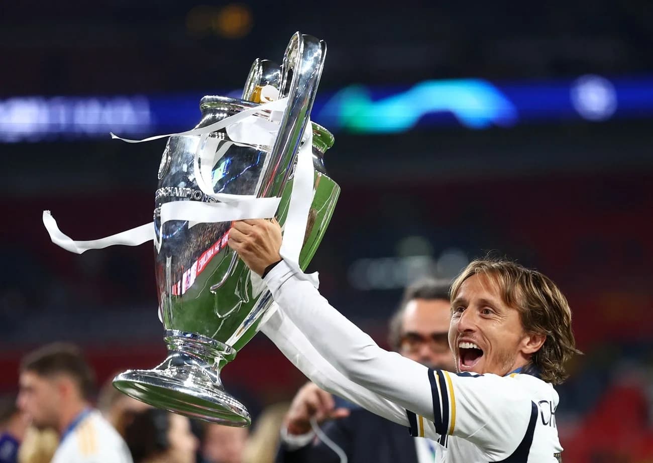 Luka Modric prolonge son contrat avec le Real Madrid jusqu'en 2025