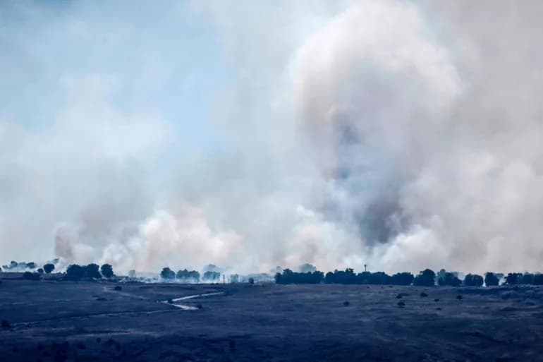 Le Hezbollah attaque une caserne israélienne et l'occupation bombarde des sites au sud du Liban