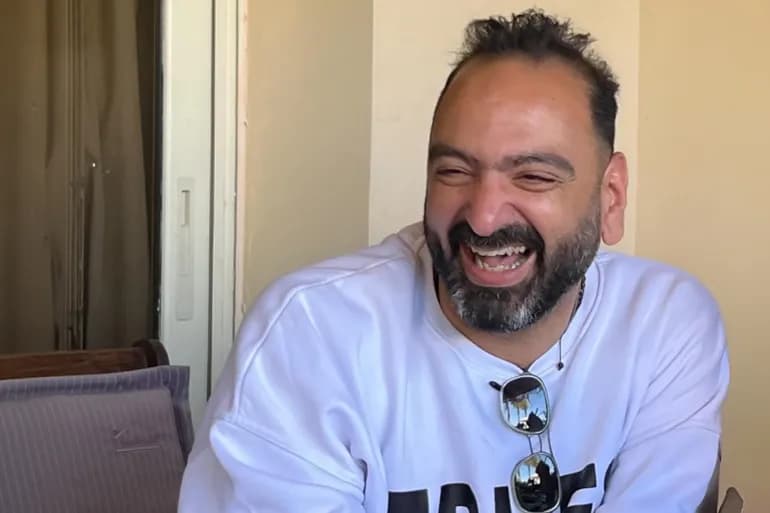 A l’occasion de la présentation de ses dernières œuvres.. le départ de l’auteur de la série « Crossroads »