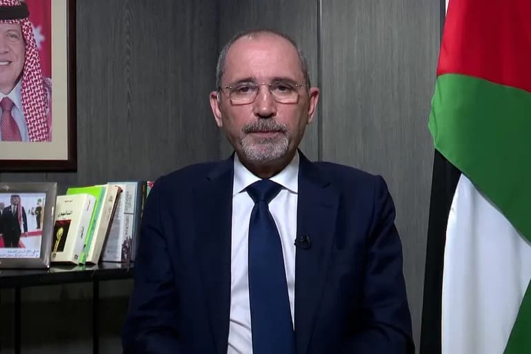 Al-Safadi du Caire : le déplacement des Palestiniens est une ligne rouge pour l'Egypte et la Jordanie