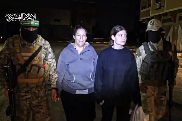 Un ancien prisonnier israélien de la résistance termine un cursus militaire
