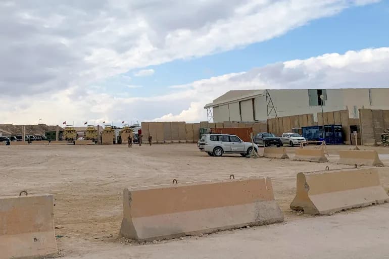 Deux marches ciblent une base accueillant les forces américaines en Irak