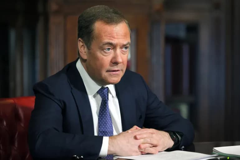 Medvedev: l'adhésion de l'Ukraine à l'OTAN signifie déclarer la guerre à la Russie