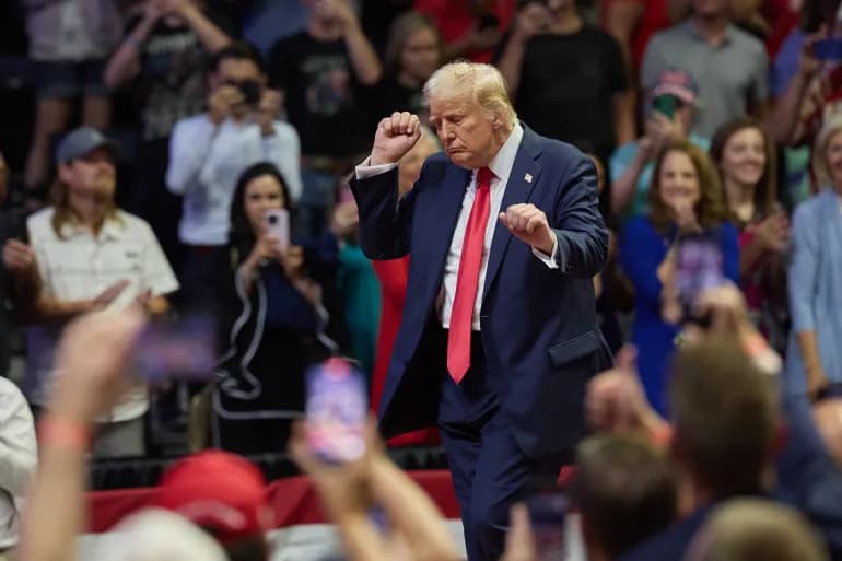 En promettant une expulsion historique des immigrés… Trump se moque de Biden et Vance attaque Harris