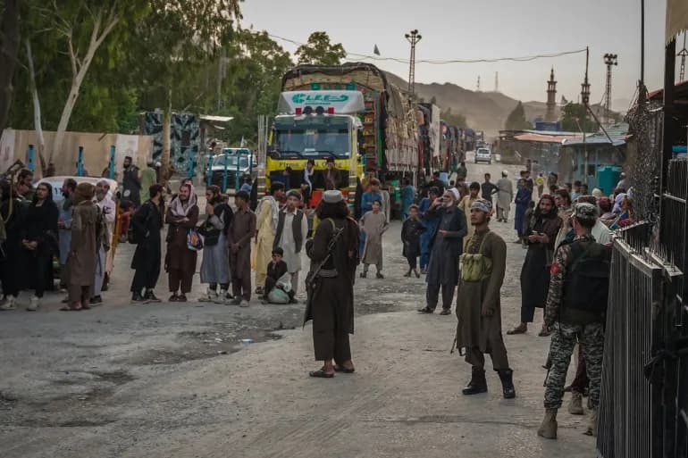 Le Pakistan proteste auprès du gouvernement taliban suite à une attaque près de la frontière