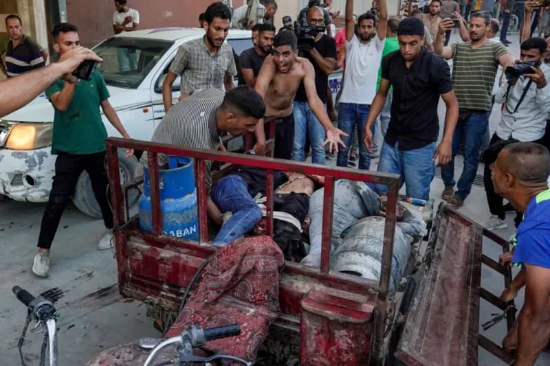 Au moins 29 personnes ont été tuées lors d'un raid israélien contre un camp de personnes déplacées près d'une école à Khan Yunis