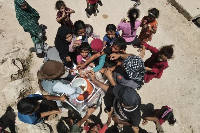 Les souffrances des personnes déplacées dues au manque d’eau et aux maladies s’aggravent dans le nord de la Syrie