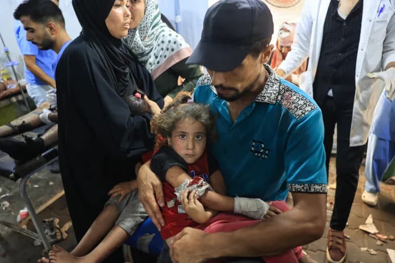 Des dizaines de martyrs à cause des bombardements israéliens dans le centre de Gaza