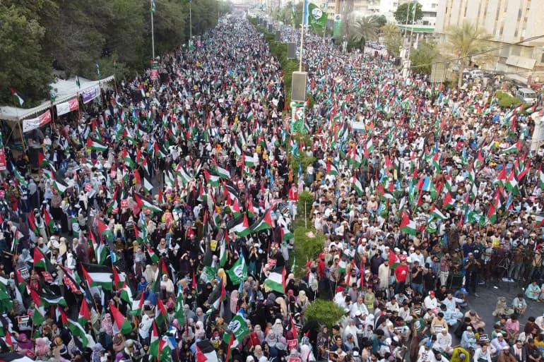 Après la pression de l'opinion publique, le Pakistan considère Israël comme un terroriste dirigé par un criminel de guerre