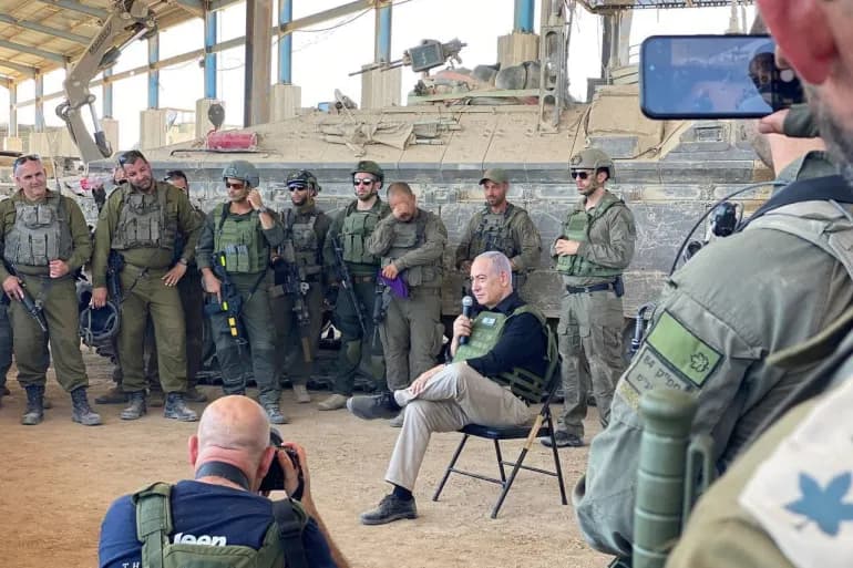 Netanyahu a effectué une visite sur le terrain à Rafah avant de discuter de l'accord avec l'équipe de négociation