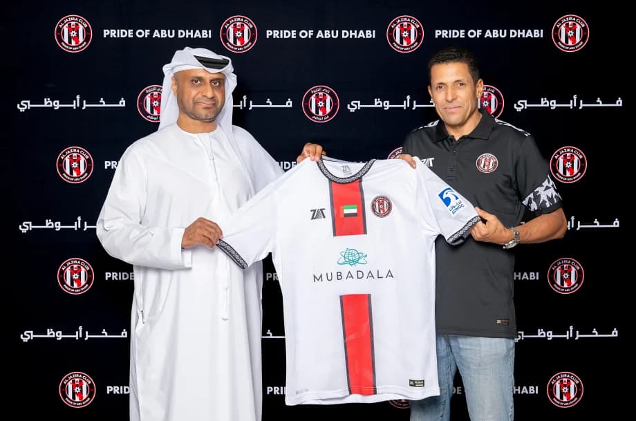 Le Club Al-Jazira des Émirats signe un contrat avec l'entraîneur marocain Hussein Amouta
