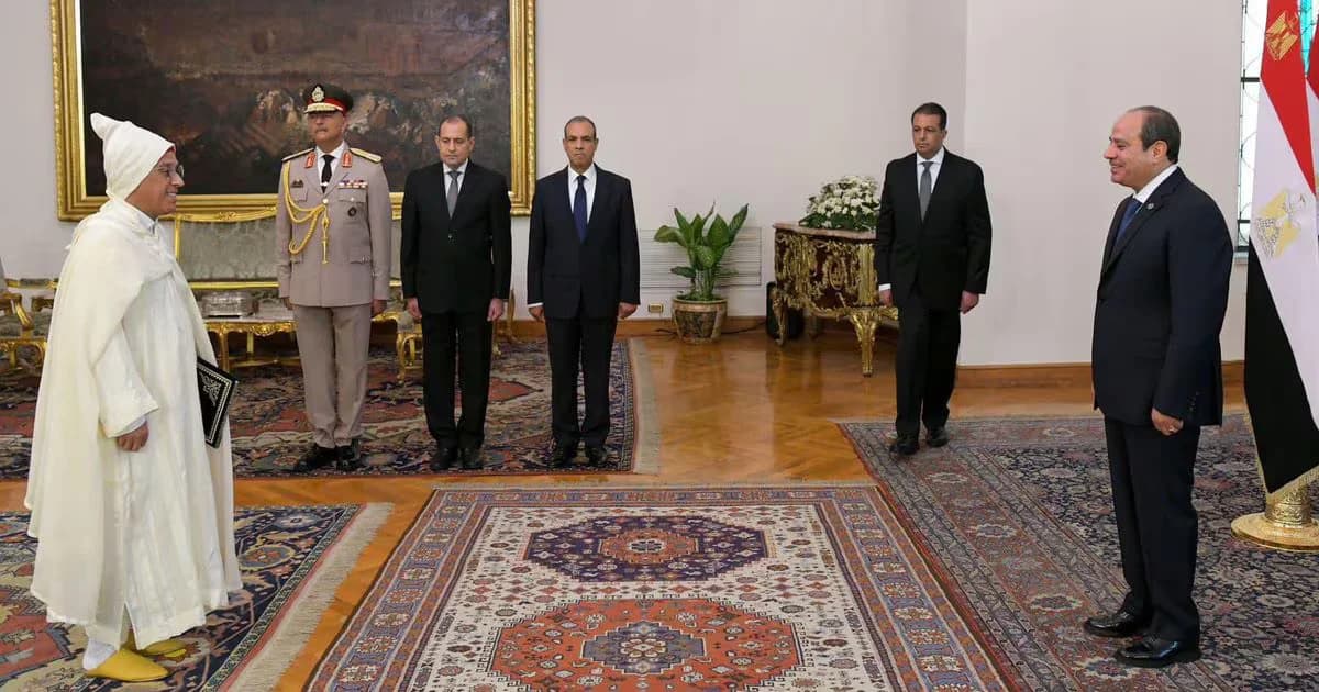 Le Président Égyptien Reçoit le Nouveau Ambassadeur du Maroc en Égypte
